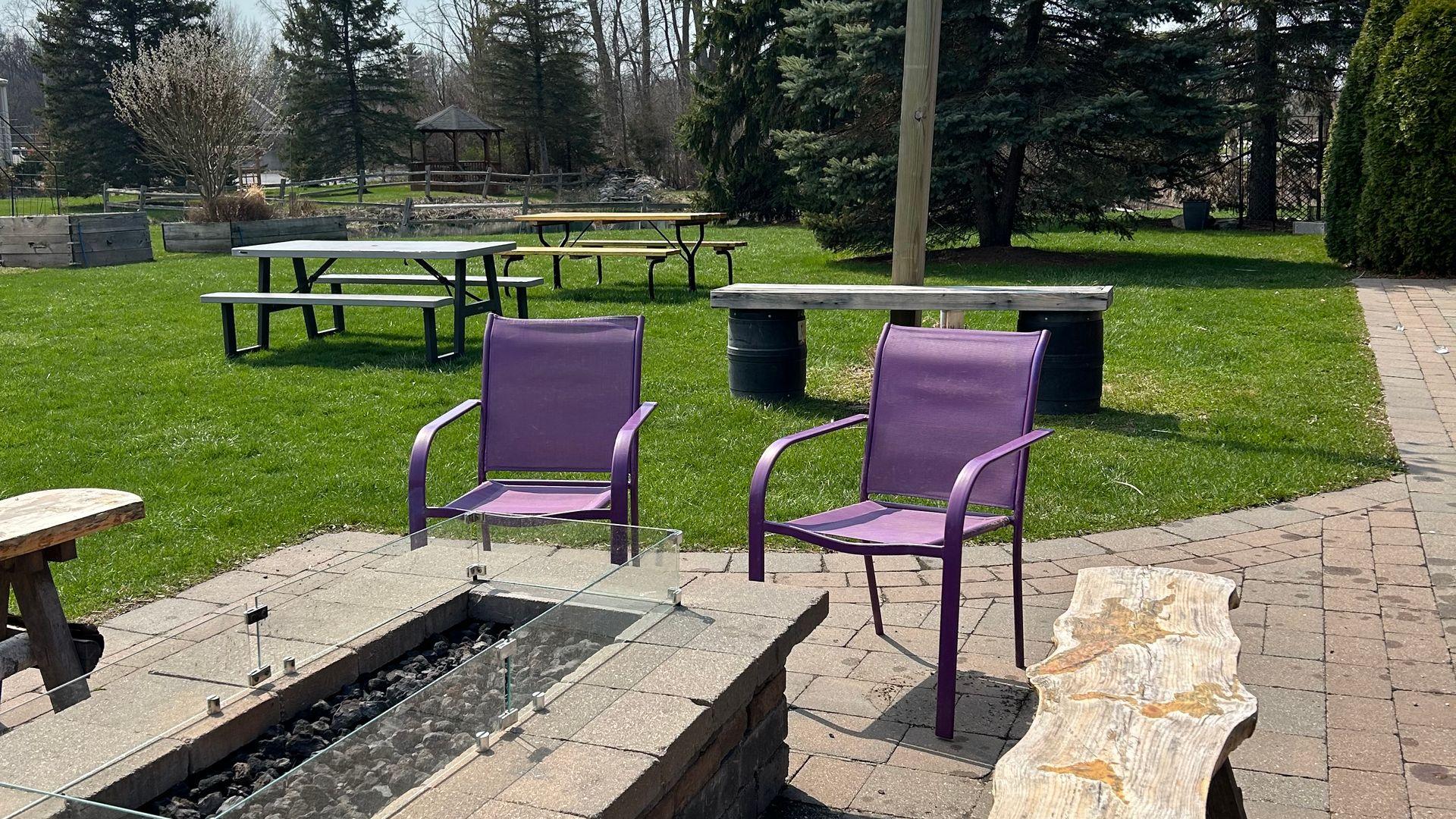 Beer garden seating area at Fenton Winery & Brewery